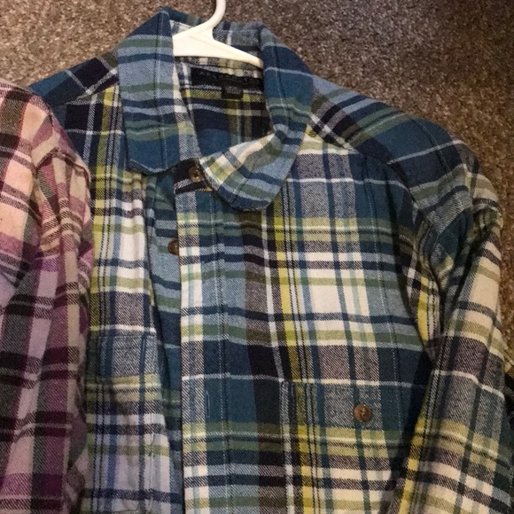 Flannels - Picture 2 of 4